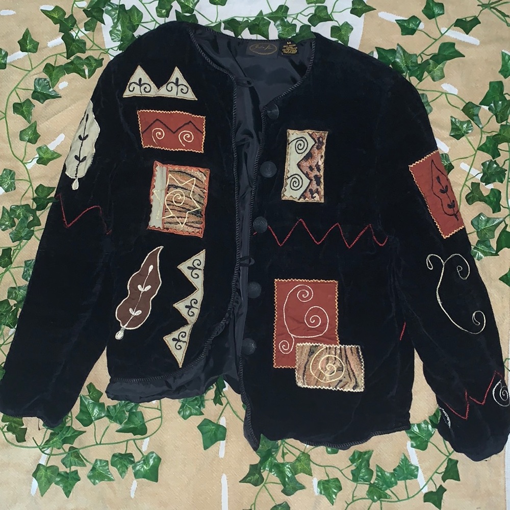 Vintage Leaf Embroidered Cardigan